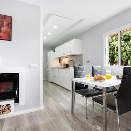 アパート 7 Dioses *